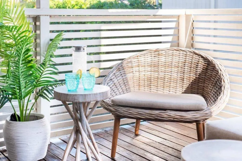 The Sunshell Sanctury, Close To Noosa River Noosaville Apartment